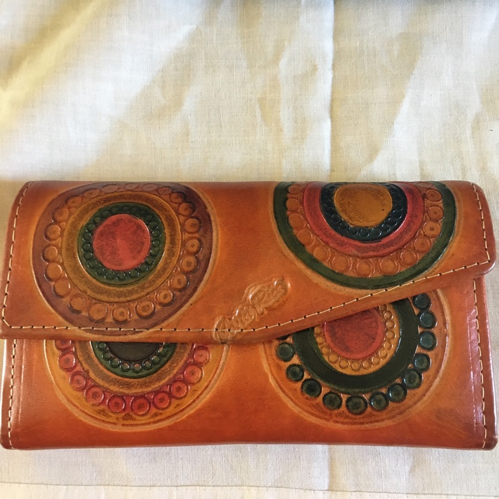 handmade leather Costa Rican wallet